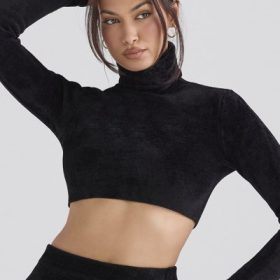 Suri Black Chenille Cropped Top - Image 6