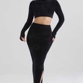 Suri Black Chenille Cropped Top - Image 7