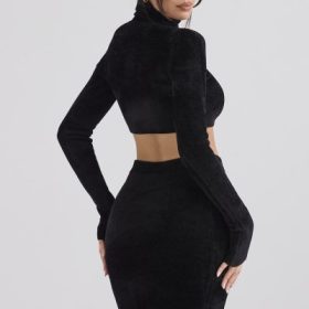 Suri Black Chenille Cropped Top - Image 11