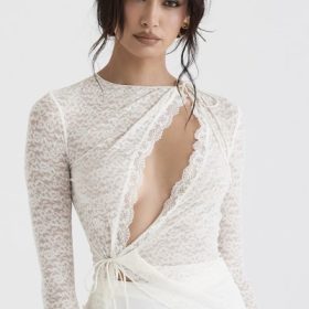 Leala Ivory Floral Lace Trim Top - Image 5