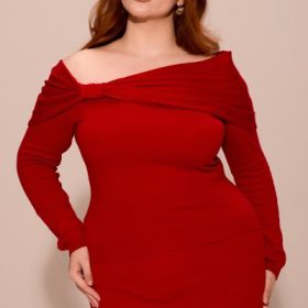 Amaryllis Holly Red Cashmere Blend Sweater