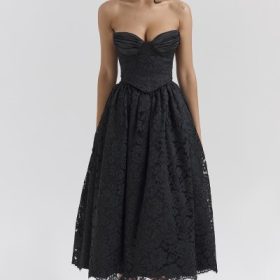 Duchess Black Lace Corset, Skirt and Bolero - Image 9