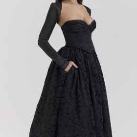 Duchess Black Lace Corset, Skirt and Bolero - Image 7